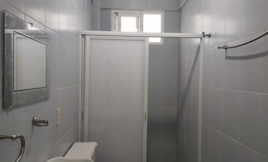 Residencia con hermosa alberca y jacuzzi , de 5 recámaras