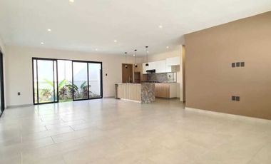 Casa en VENTA en LOMAS DEL DORADO