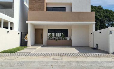 Casa en VENTA en LOMAS DEL DORADO