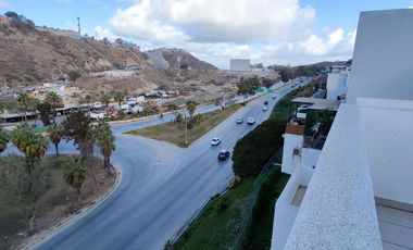 Casa en increíble ubicación en condominio con Alberca