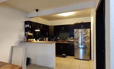 Casa en increíble ubicación en condominio con Alberca