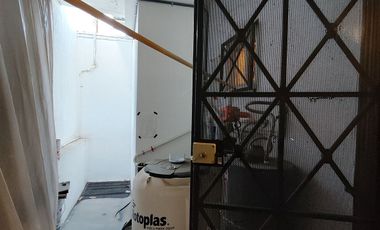 Casa en increíble ubicación en condominio con Alberca
