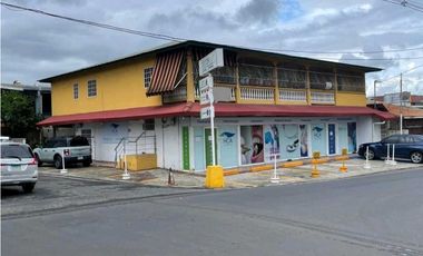 ALQUILO LOCAL EN PLANTA BAJA EN LA CHORRERA 250MTS (DMFS)