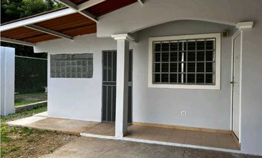 ALQUILO CASA EN LA CHORRERA PLAYA LEONA VALLE BONITO 3R