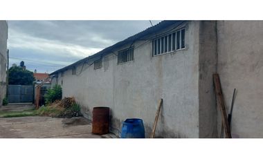 GALPON SOBRE 2 LOTES