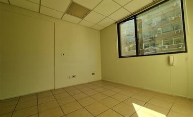 Oficina en Venta en Oficina Metro Pedro de Valdivia - 2 privados y 2 baños