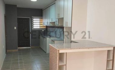 VENTA DE CASA MODERNA  NORTE DE MANTA