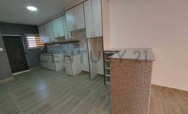 VENTA DE CASA MODERNA  NORTE DE MANTA