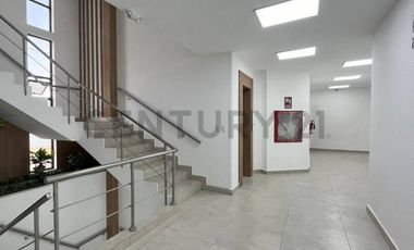 EDIFICIO COMPLETO EN VENTA, EN LA MEJOR UBICACION DE MANTA