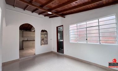 Casa en Arriendo Ubicado en Itagüí Codigo 5836
