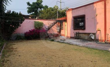 N/A Casa uso de suelo en venta en Tolteca