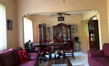 N/A Casa uso de suelo en venta en Tolteca