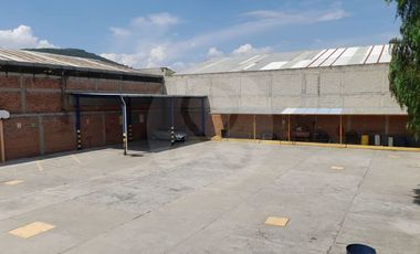 Nave industrial en venta en San Miguel Xochimanga