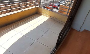 VENTA  AMPLIO DEPARTAMENTO 3 DORMITORIOS 1 BAÑO