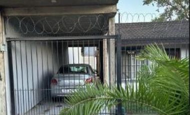 Casa en venta - 2 Dormitorios 1 Baño - Cochera - 300Mts2 - Moreno