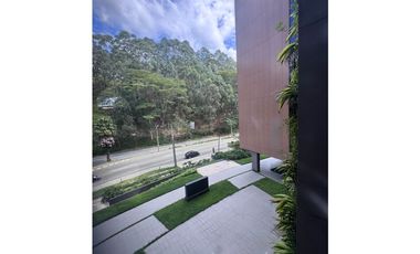 SE VENDE OFICINA POBLADO