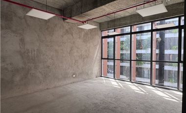 SE VENDE OFICINA POBLADO