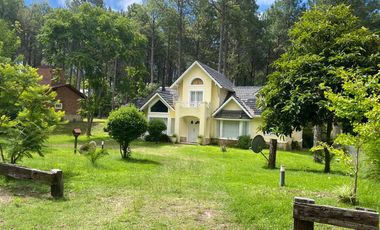 Casa en Carilo