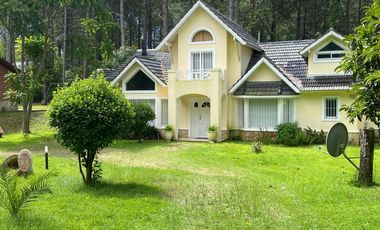 Casa en Carilo