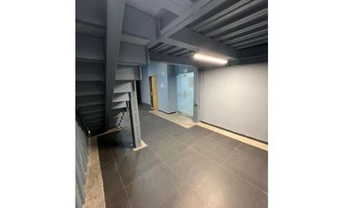 OFICINA DISPONIBLE PARA ARRIENDO CENTRO DE NEGOCIOS ALAMEDAS