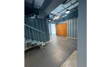OFICINA DISPONIBLE PARA ARRIENDO CENTRO DE NEGOCIOS ALAMEDAS