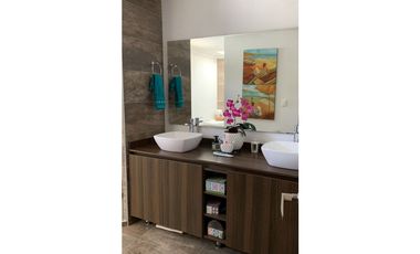 CASA EN ARRIENDO SECTOR ESCOBERO - ENVIGADO
