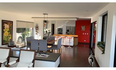 CASA EN ARRIENDO SECTOR ESCOBERO - ENVIGADO