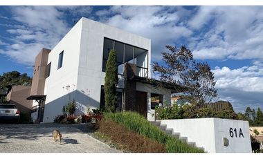CASA EN ARRIENDO SECTOR ESCOBERO - ENVIGADO
