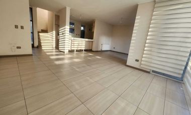 Casa en venta en PEÑALOLÉN