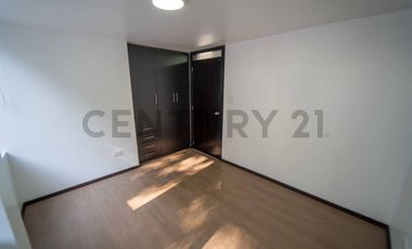 En renta departamento Urb. El Condado