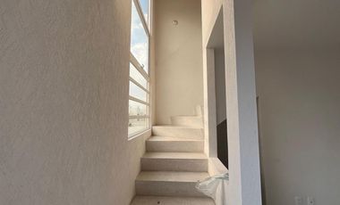 CASA DE 2 RECAMARAS EN FRACC.A 15 MINUTOS DE TOLUCA