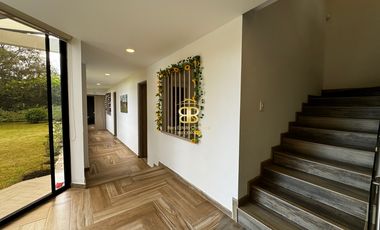 SE ARRIENDA MAGNFICA CASA EN GUAYMARAL