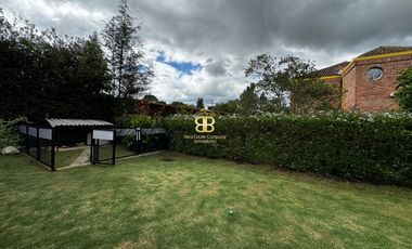 SE ARRIENDA MAGNFICA CASA EN GUAYMARAL