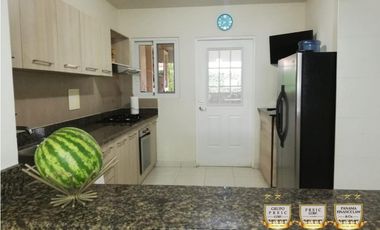 Venta de Casa Marsella Esquinera con CBE Quintas de Versalles