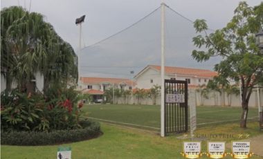 Venta de Casa Marsella Esquinera con CBE Quintas de Versalles