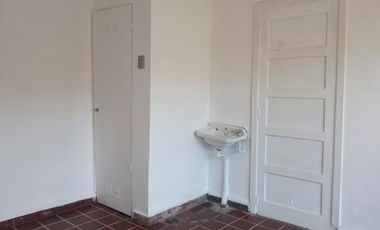 Local comercial en arriendo en RECOLETA