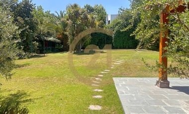 EN ARRIENDO, CASA CHILENA 6 DORMS EN LOS TRAPENSES