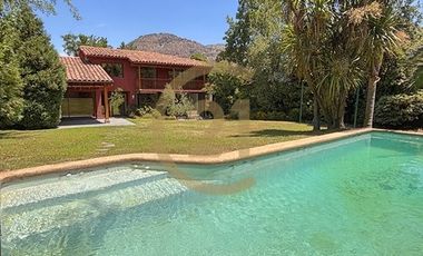 EN ARRIENDO, CASA CHILENA 6 DORMS EN LOS TRAPENSES