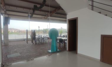 Local en venta en Mix Center, Av. León Febres Cordero  MarC