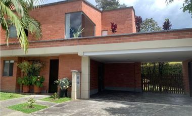 Casa en Arriendo en Envigado