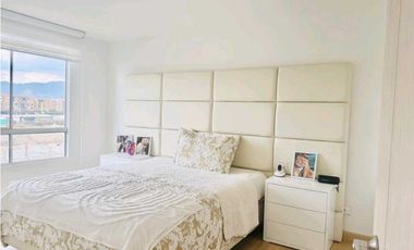 Vendo apartamento con club house en la milla de oro de Cajica.