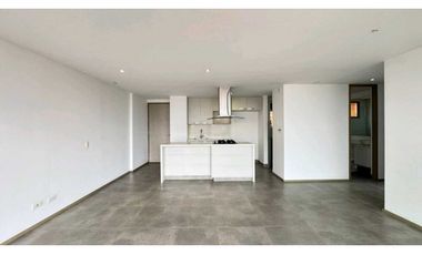 APARTAMENTO EN ARRIENDO EN AMARELLO IN- LOMA DEL ESMERALDAL