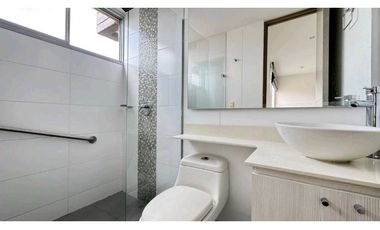 APARTAMENTO EN ARRIENDO EN AMARELLO IN- LOMA DEL ESMERALDAL