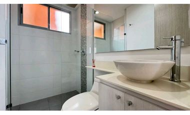 APARTAMENTO EN ARRIENDO EN AMARELLO IN- LOMA DEL ESMERALDAL