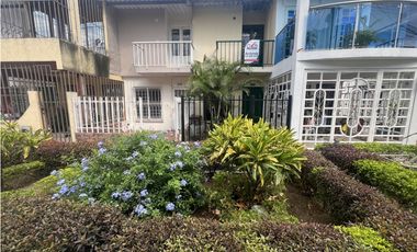 SE VENDE CASA EN EL PORTAL DE JAMUNDI-PASILLO