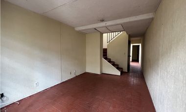 SE VENDE CASA EN EL PORTAL DE JAMUNDI-PASILLO