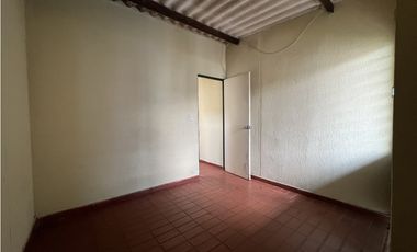 SE VENDE CASA EN EL PORTAL DE JAMUNDI-PASILLO
