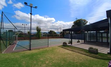 ARRIENDO CASA EN CONJUNTO CERRADO COTA $ 4,600.000