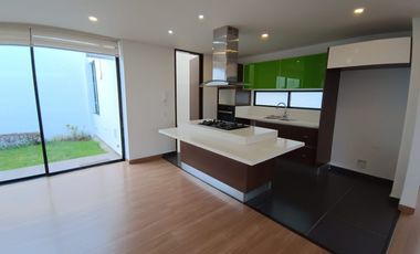 ARRIENDO CASA EN CONJUNTO CERRADO COTA $ 4,600.000