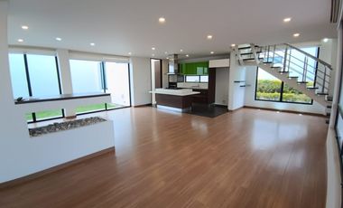 ARRIENDO CASA EN CONJUNTO CERRADO COTA $ 4,600.000